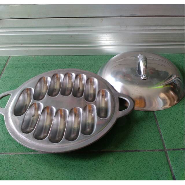 Cetakan kue pukis 12 lubang lobang Aluminium cor murah tebal