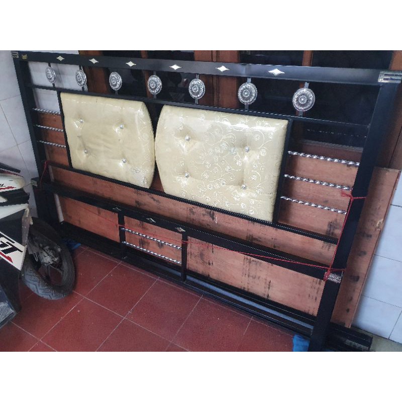 KERANGKA RANJANG BESI UKURAN 180x200 BEKAS