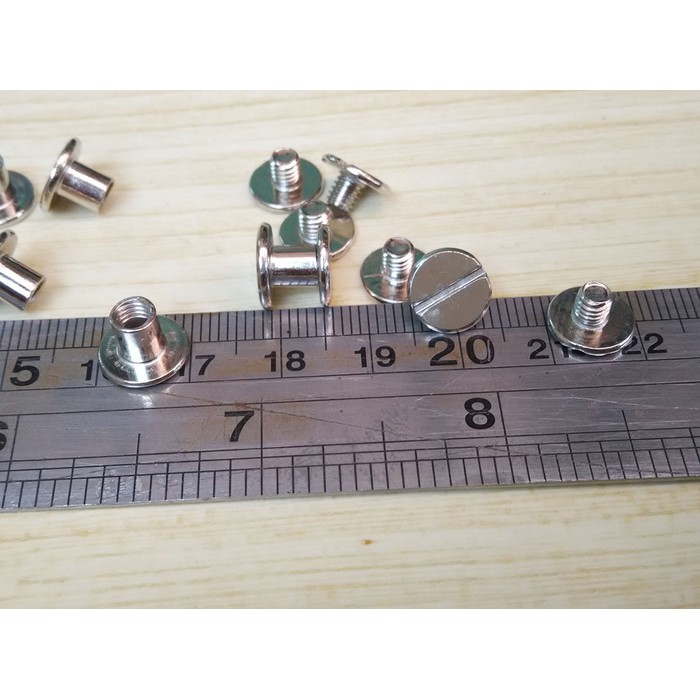 

Baut Jilid buku 5 mm (obeng minus)