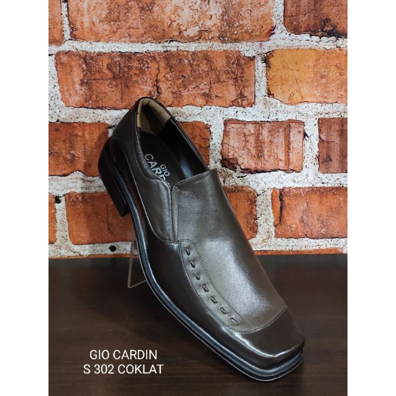 sepatu kantor pria , sepatu kantor cowok , sepatu formal GIO CARDIN