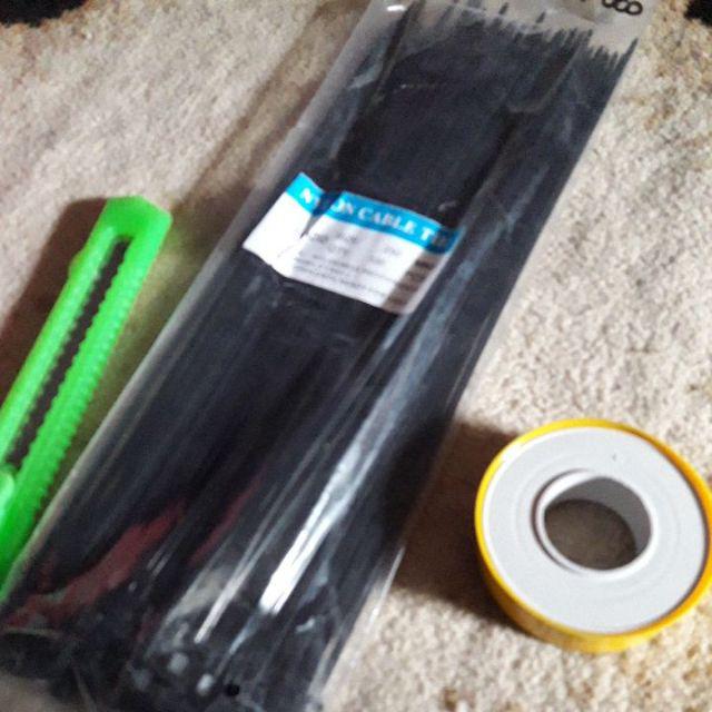Cable Ties / Cable Tis / Kabel Tis Ukuran 25 Cm
