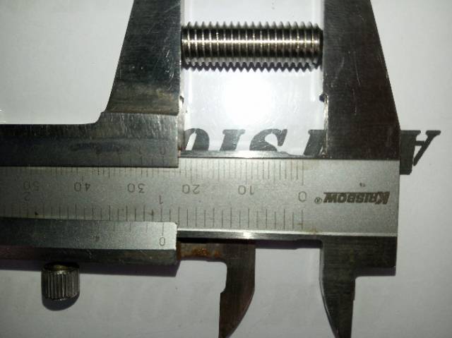 L tanam M8 x 25 (2.5cm) stainless 304