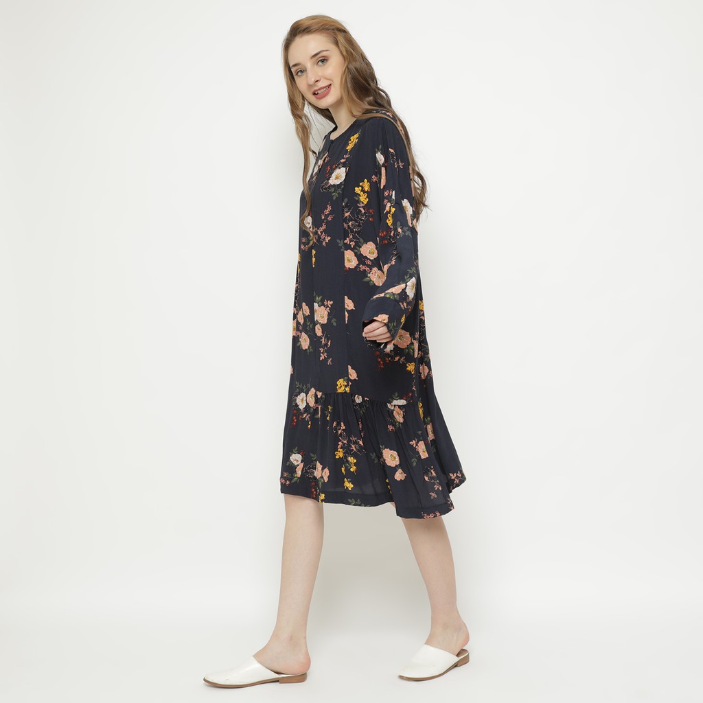 

MONOMOM Bianca Floral Dress Black - Baju Menyusui Nursing Wear Stylish Premium