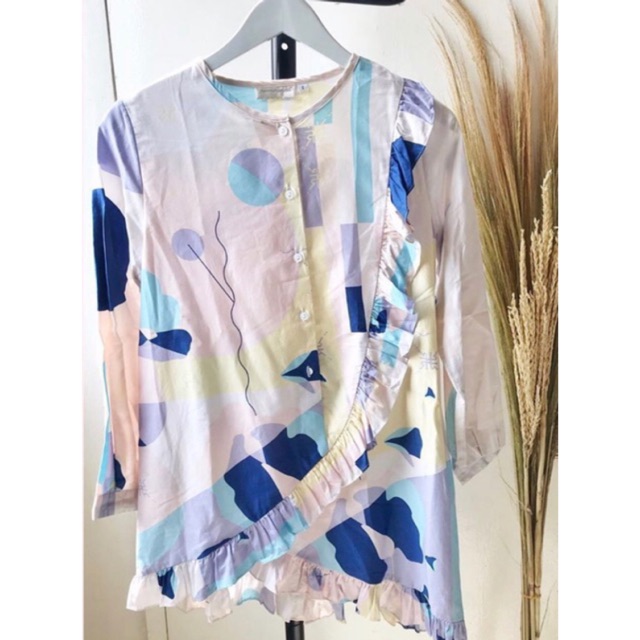 Preloved derba top by ria miranda size s