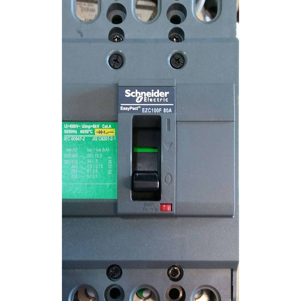 MCCB Schneider EZC 100F 80A