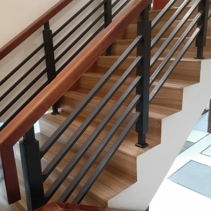 Jual Railing Tangga Handrail Kayu Kamper Dan Tralis Pengaman | Shopee ...