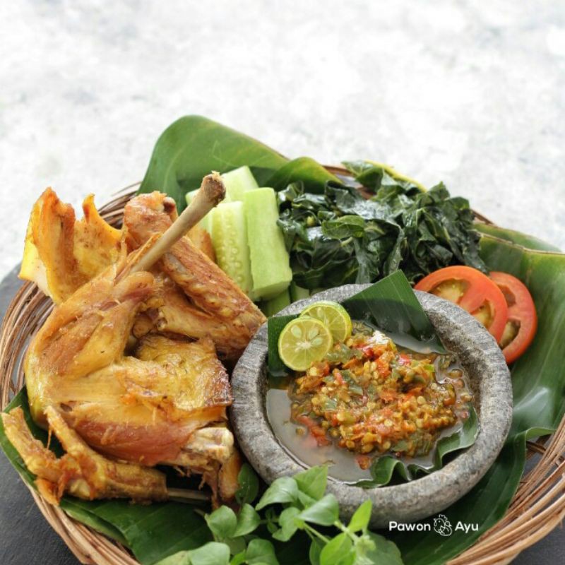 Ayam Ungkep Pawon Ayu / Ayam Ungkep Frozen