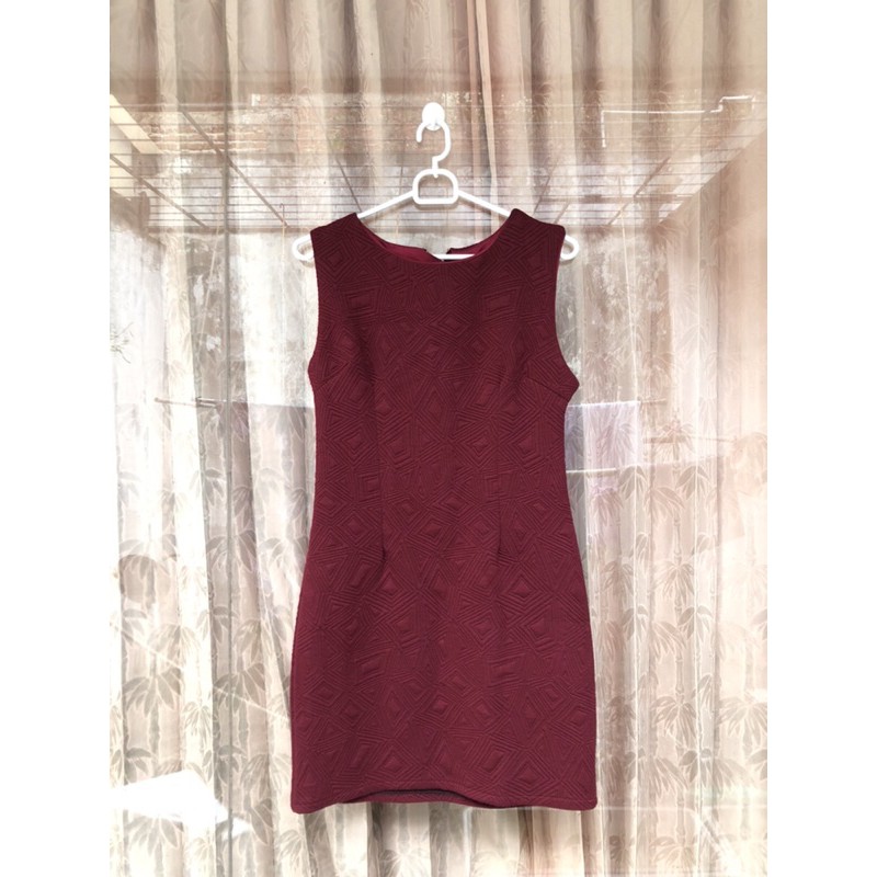 DRESS MERAH MAROON