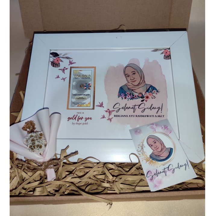 Hadiah kado sidang skripsi, wisuda : 0,2 gram emas 24 karat ulang tahun, pernikahan, sempro (GIFT)