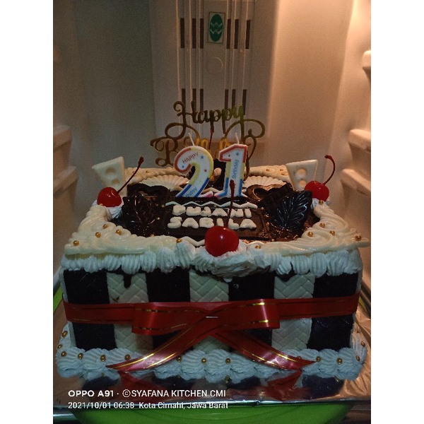 

Kue Ulang Tahun Blackforest Size 22