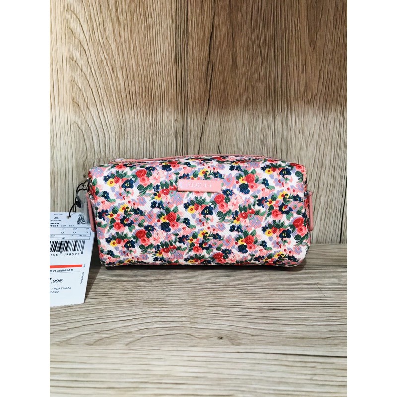 Mango sale pouch new with tag