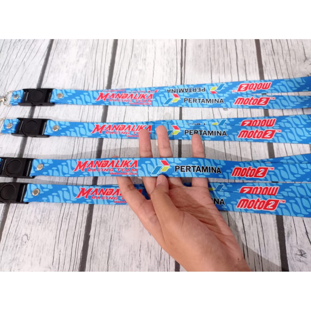 

BISA SATUAN Lanyard PERTAMINA / Pertamina Mandalika cetak 2 sisi ukuran 2cm Lanyard Custom Satuan murah