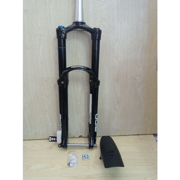 Fork 27.5 Aion Evo Boost RC Pcs CTS Air Travel 160 Tapper TA15X110 Hitam Glossy