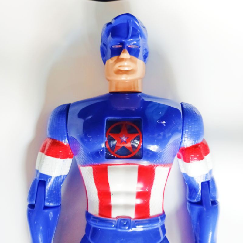 Action Figure Avengers Besar 38cm Captain America Batman Sound Light