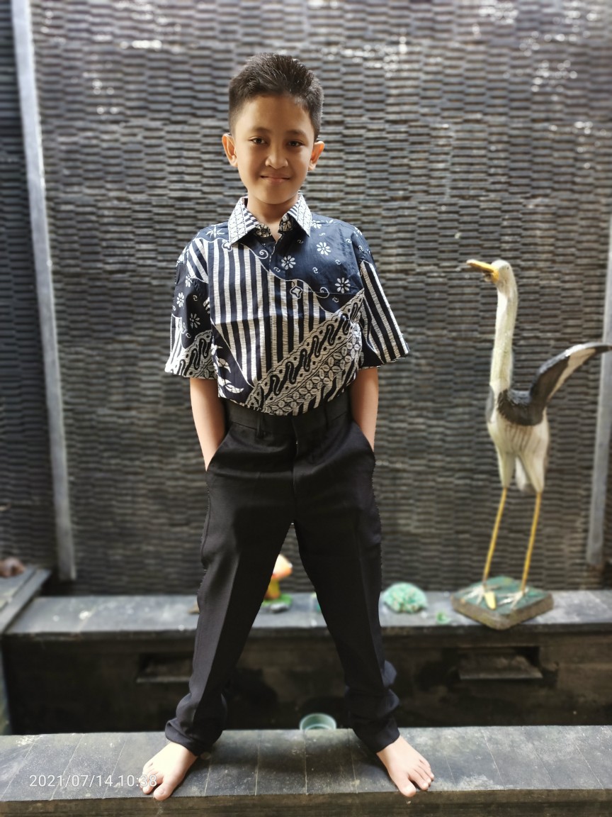 Pradawita Batik Kemeja Bumi Harja 1c-hitam