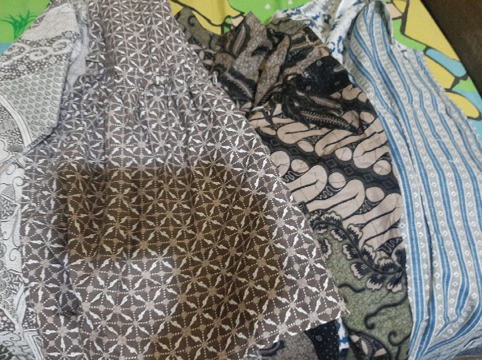 Atasan Batik Dolby Dolbi Dobby Doby Tenun Sutra Tulis Halus Katun Atbm Baron ,sarombit Atasan