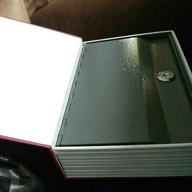 Size M - Deposit Box Kotak Penyimpan Uang Atau Perhiasan Model Buku