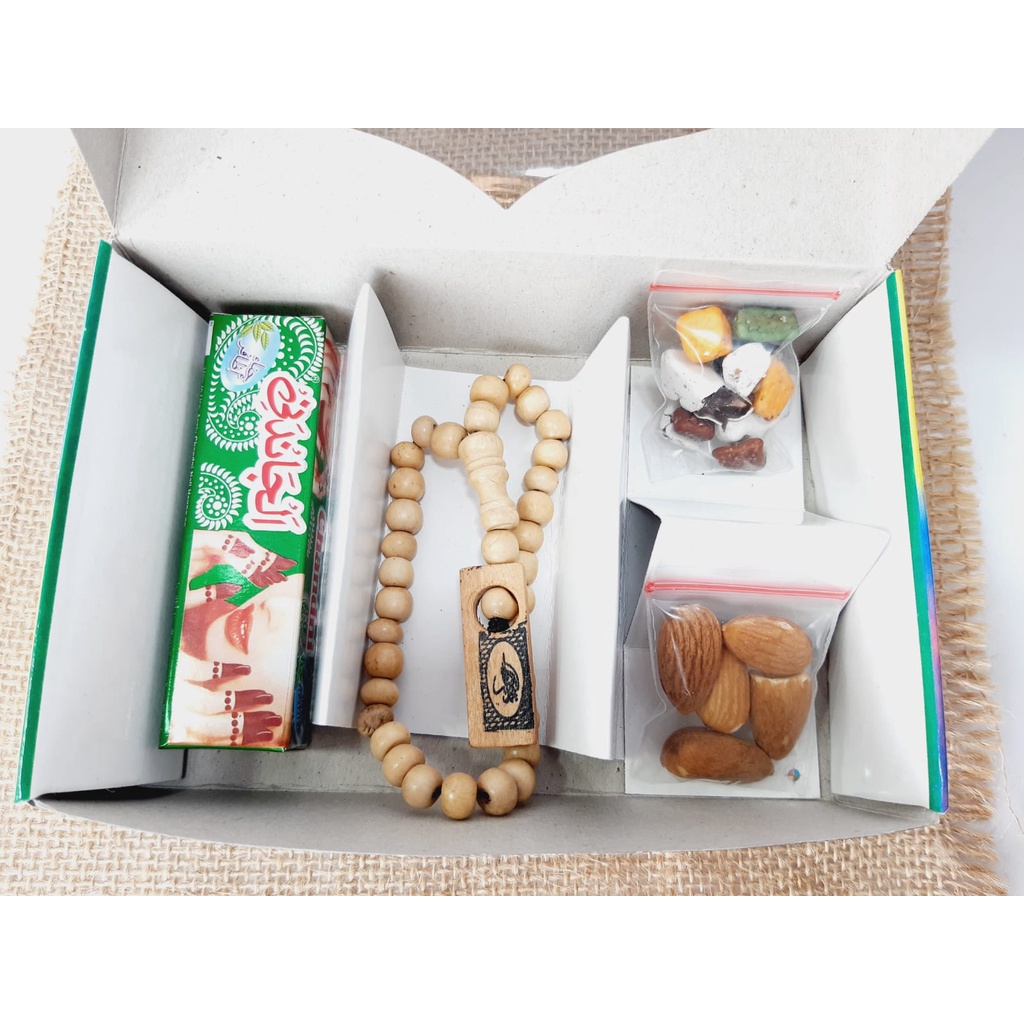 

PAKETAN KA'ABAH/PAKET EKONOMIS/OLEH-OLEH HAJI DAN UMROH/CHANDANI/TASBIH/COKLAT/KACANG ALMOND