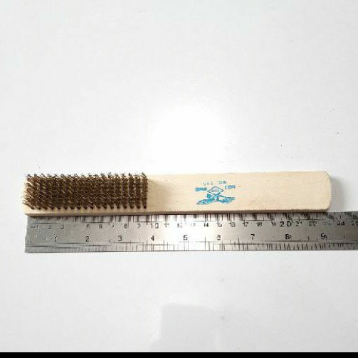 Sikat kawat Kuningan gagang kayu 8baris Eagle Pembersih karat