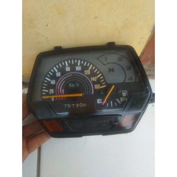 sepidometer kilometr Suzuki tornado GS GX original