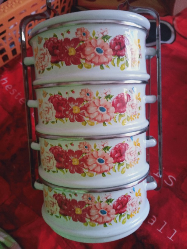 Rantang Susun Enamel Ukuran 14 Susun 4 Maspion