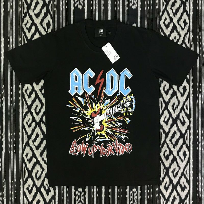 KAOS T-SHIRT H&M BAND ACDC BLOW UP