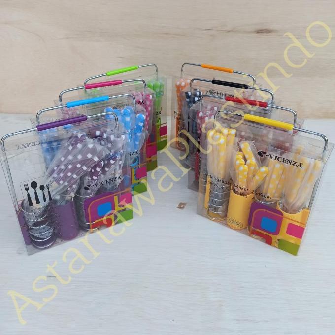 Vicenza v240c sendok dan garpu set motif kotak