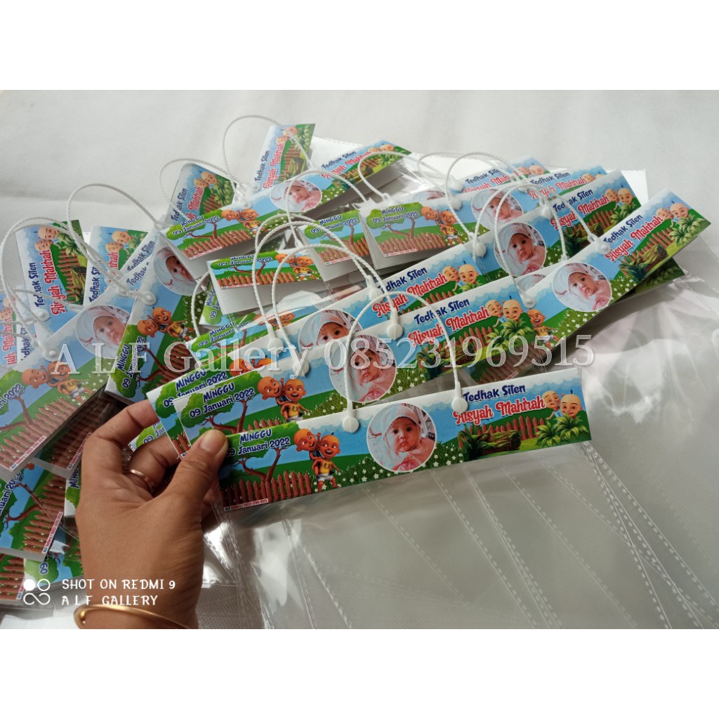 

Label Snack Souvenir ulang tahun