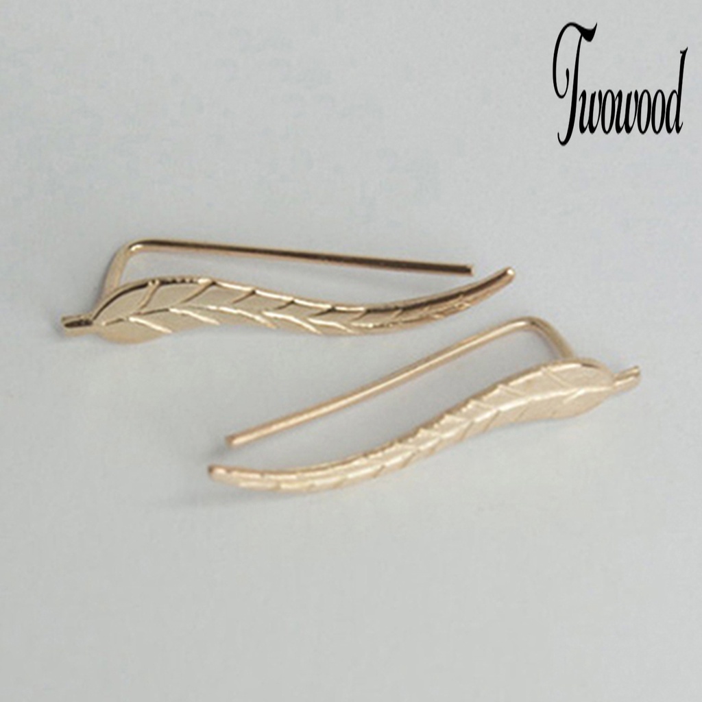 1 Pasang Anting Stud Bentuk Daun Bahan Alloy Untuk Wanita