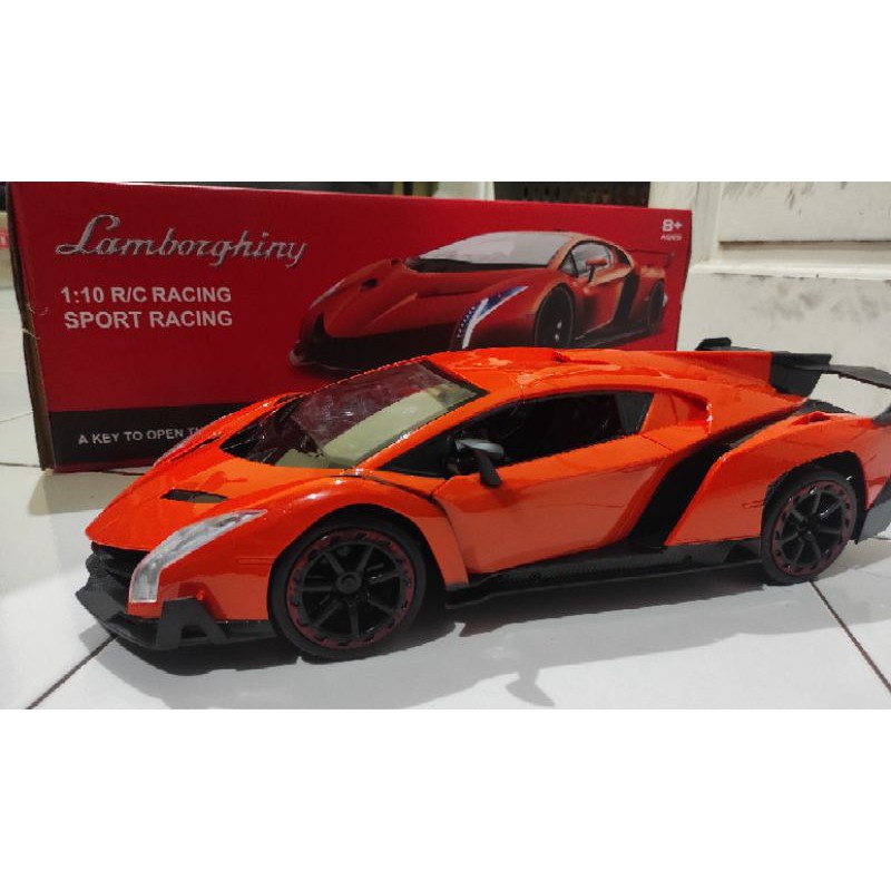 RC 1:10 Lamborghini ukuran besar buka pintu otomatis