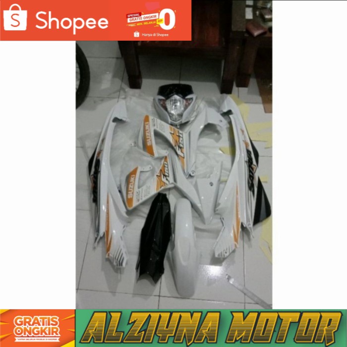 Full body alus plus lampu Satria FU facelift putih 2014