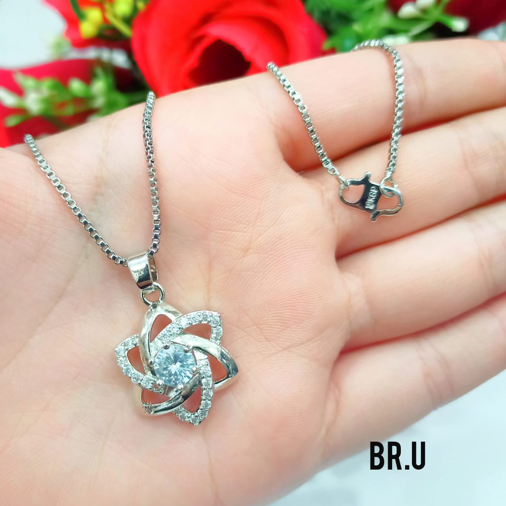 Kalung Dewasa Permata Zircon Motif Bunga Kincir Perhiasan Wanita Gold dan Silver