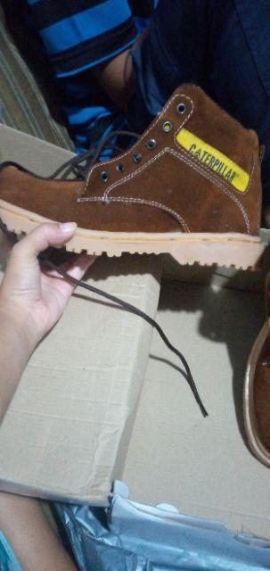  Sepatu  Caterpillar Middle Boots Shopee Indonesia