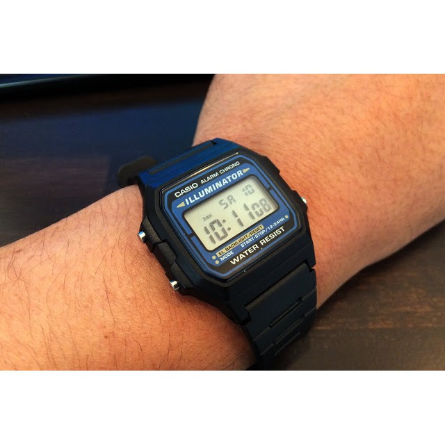年末のプロモーション特価！Casio F-105W-1AWJH 腕時計(デジタル)