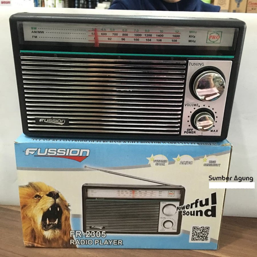 Radio Fussion AC DC Colok Listrik Langsung Atau Pakai Baterai FR2305