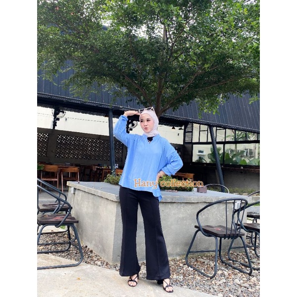 HEVA BLOUSE WANITA BAHAN RAYON CRINKLE TERBARU//SAKURA VNECK SHIRT BLOUSE OVERSIZE-Blue