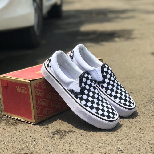 Promo Sepatu Slip On Checkerboard Catur Slipon Stockholm Black White - ready stock Bisa Bayar Di Tempat