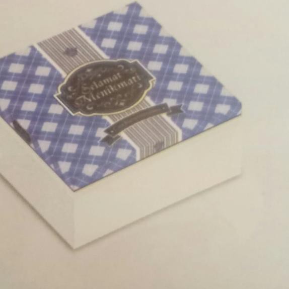 

❃ Dus Kotak Nasi "DRACO" TPS Putih @50 pcs/pack Size 18x18 - Putih ➧