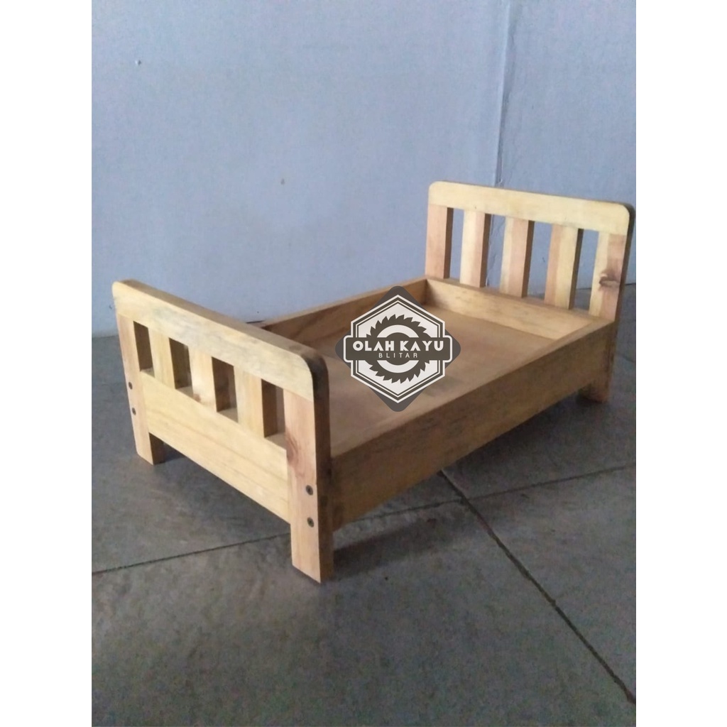 DIPAN TEMPAT TIDUR MINI PHOTOSHOT BABY (BAYI)