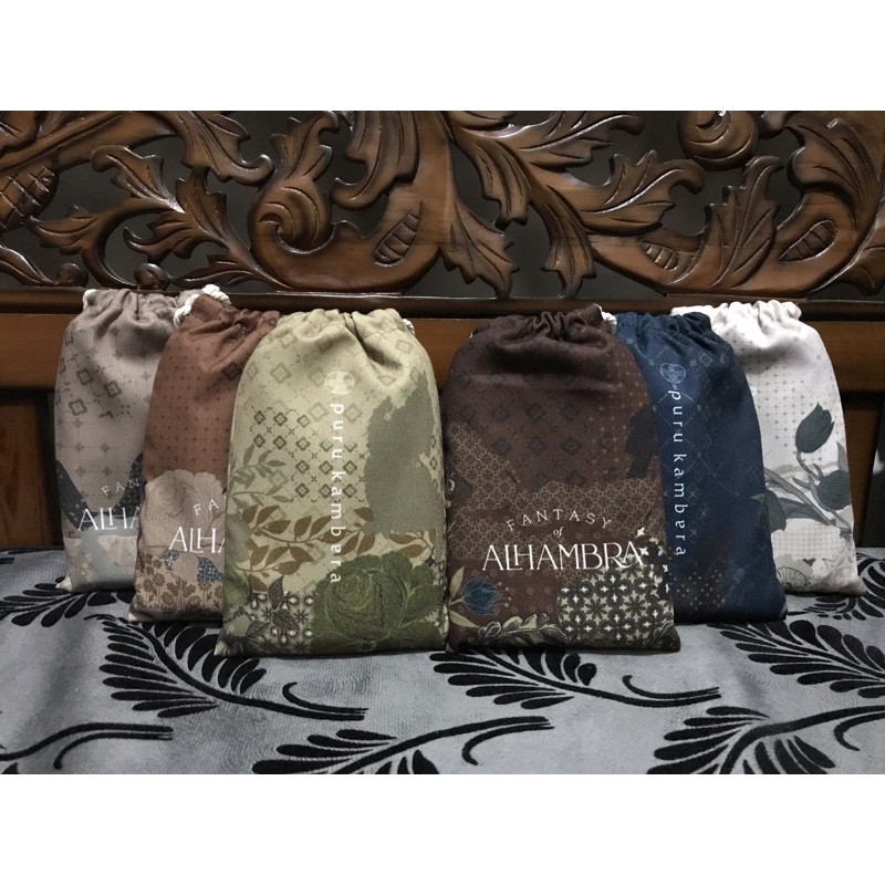 PK - Fantasy of Alhambra Scarf