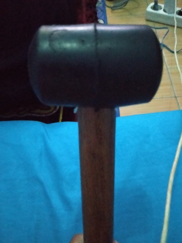 Palu Karet 8oz(kecil) Gagang Kayu / Palu Karet Serbaguna