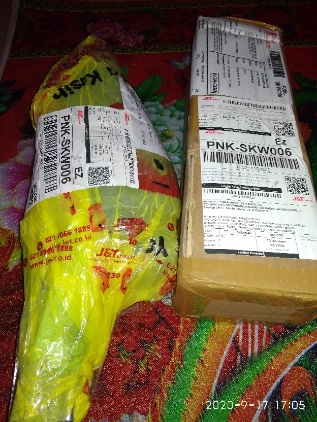 Rak Sepatu 4 Tingkat