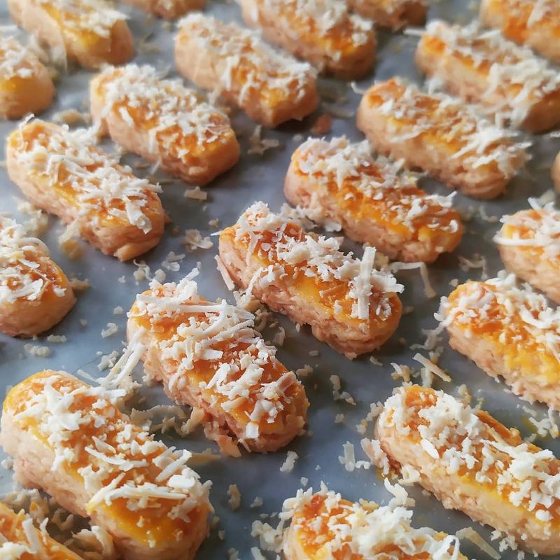 

KAASSTENGELS PREMIUM KEJU EDAM by MERAKI