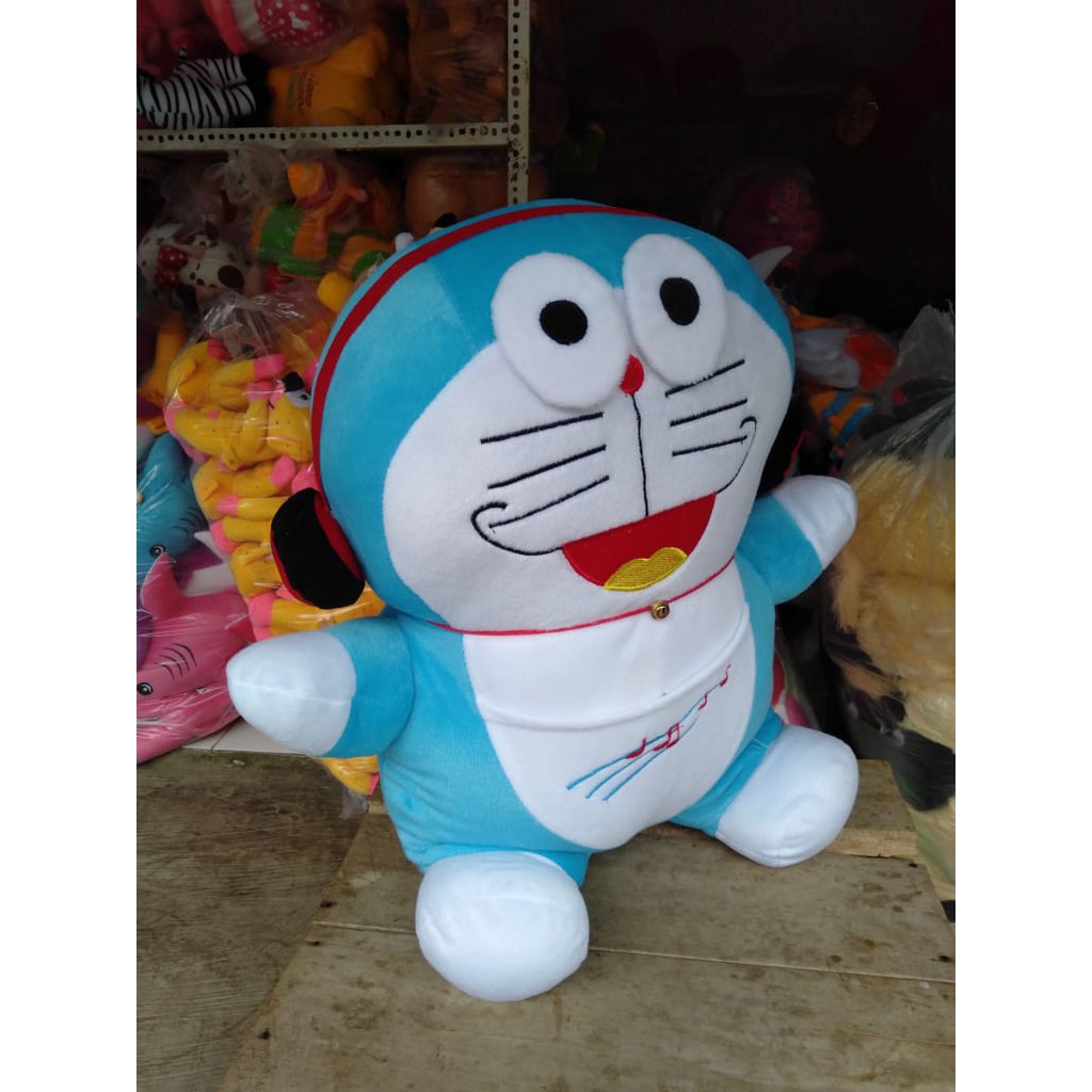 BONEKA DORAEMON WALKMAN LUCU MURAH