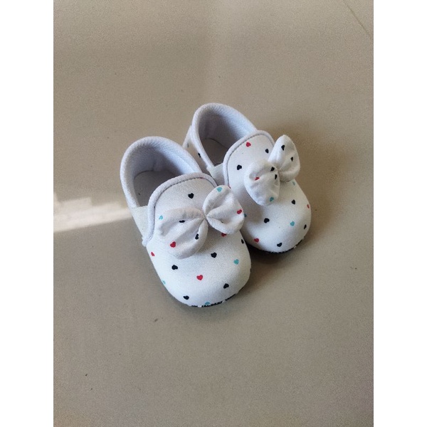 SEPATU BAYI SEPATU BAYI MERANGKAK PREWALKER LOVE 2_12 BLN