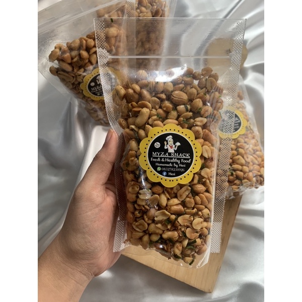 

Kacang Tojin/Tujin Rempah Oleh-oleh khas Padang