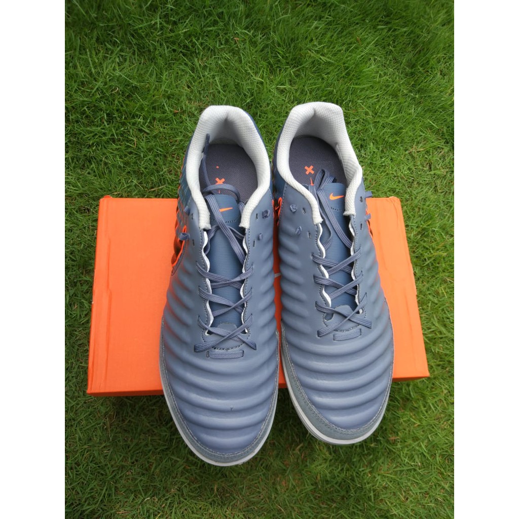 SEPATU FUTSAL TIEMPO X "LEGEND VII VICTORY PARK IC"