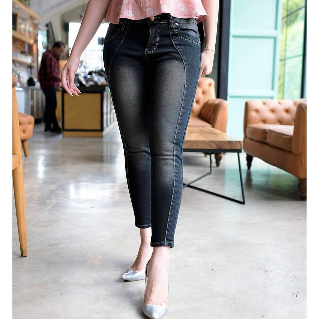 Celana Jeans Wanita Terbaru - Jeans 7/9 LGO Serena Motif Tulang Premium - Ukuran 27-34