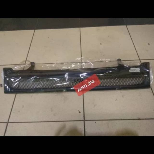 Grill Daihatsu Classy model sportt