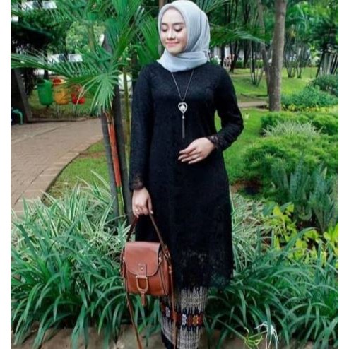 Setelan Kebaya Tunik/Kebaya Tunik Brukat